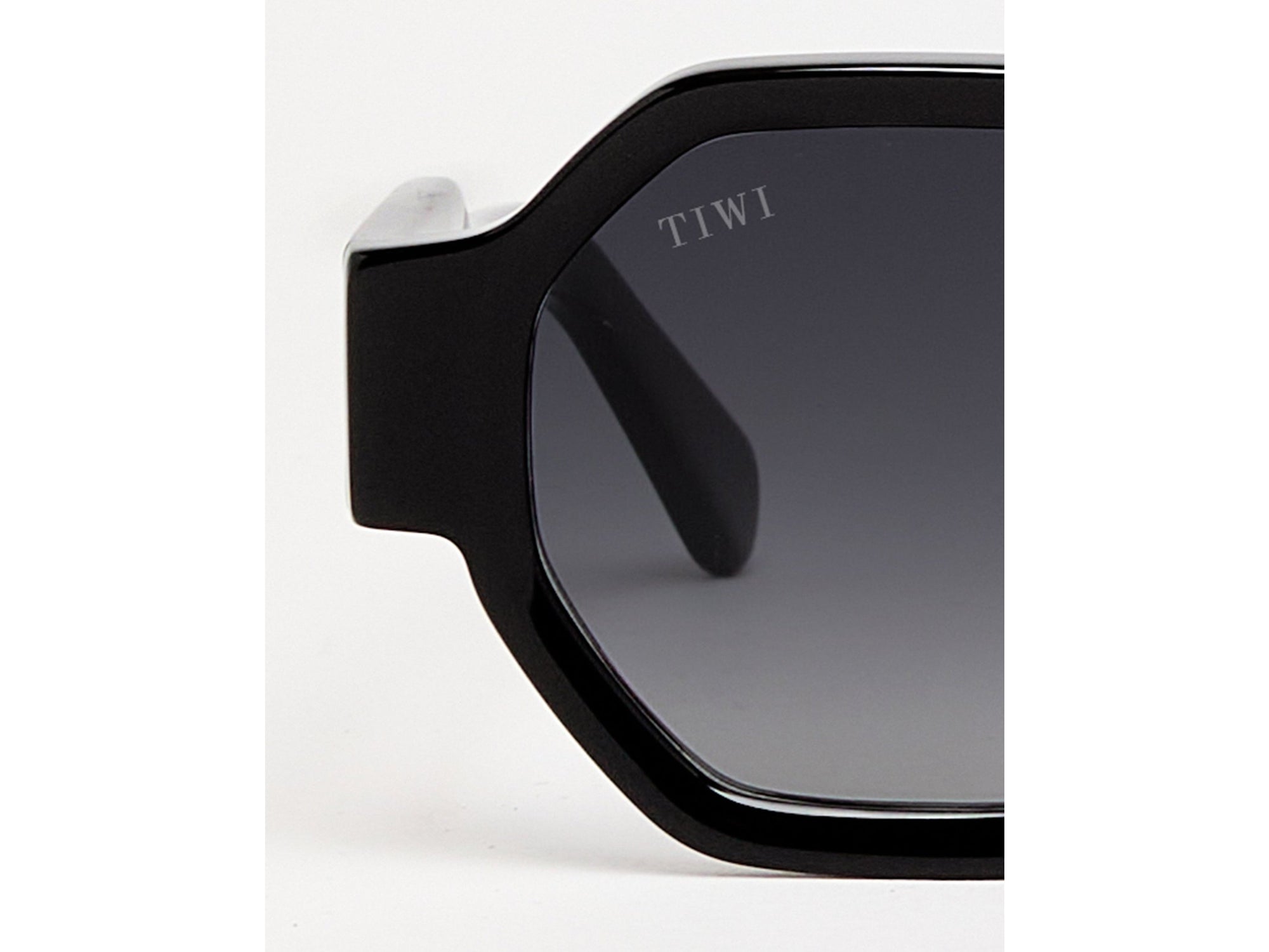 Valette - Limited 1-300